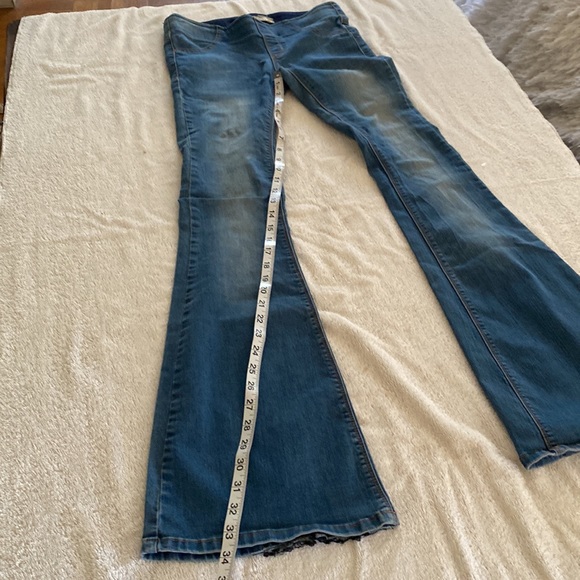 Free People Penny Pull On Stretchy great Pull On Flare pants - Picture 11 of 16